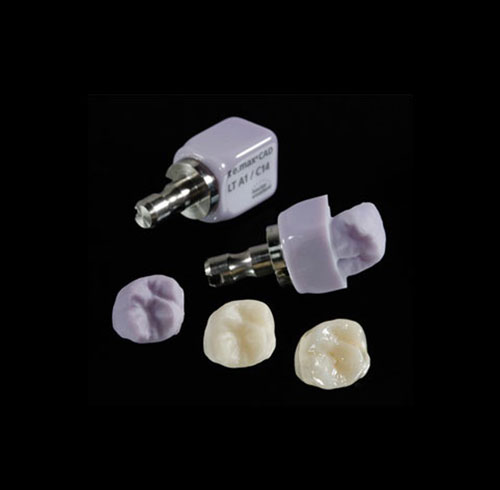Vitrocéramique dentaire pour couronnes et inlays onlays esthétiques